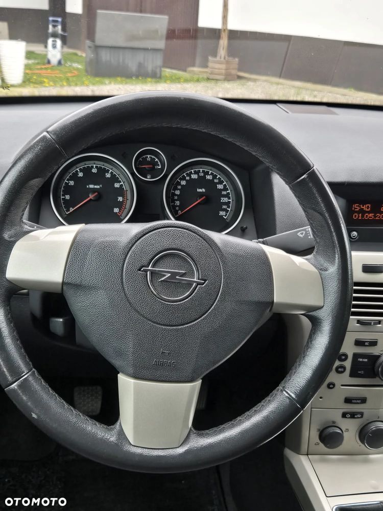 Opel Astra - 14