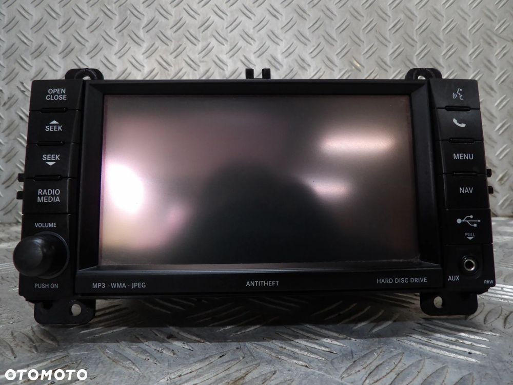 JEEP GRAND CHEROKEE WK2 RADIO CD/DVD/GPS P05091660AB