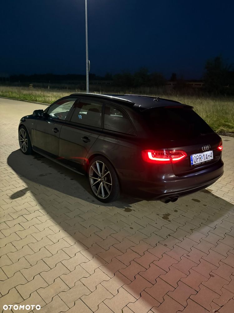 Audi A4 Avant - 8