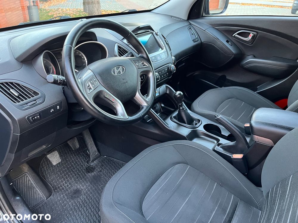 Hyundai ix35 1.7 CRDi 2WD Fifa World Cup Edition - 12