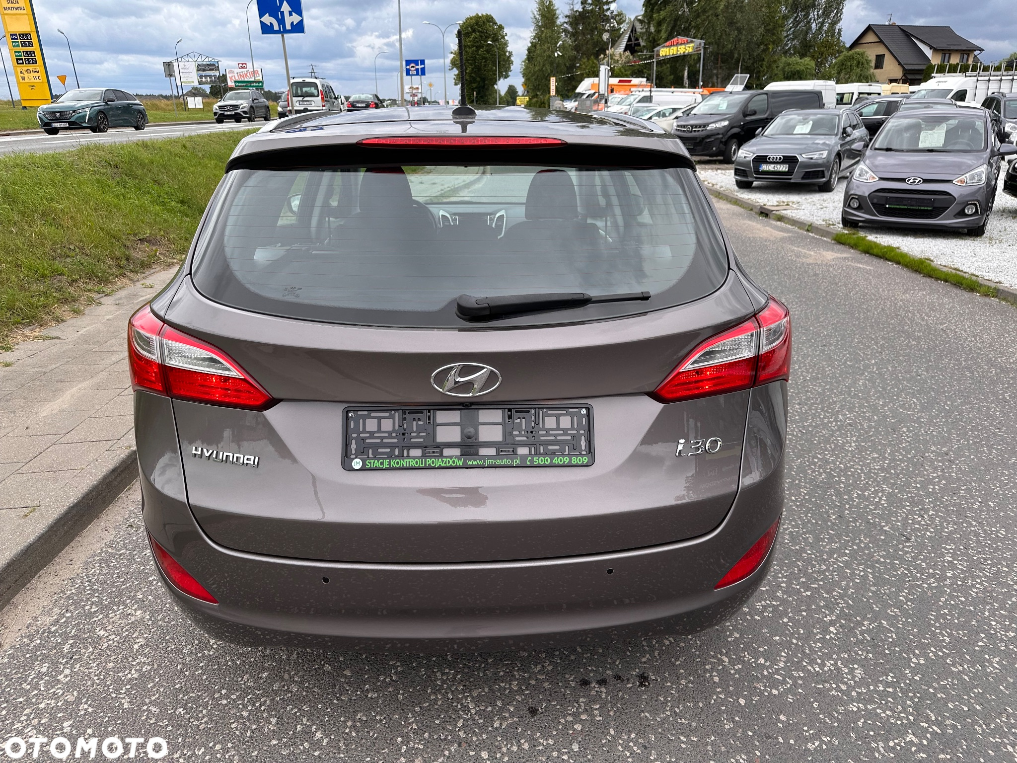 Hyundai i30 1.6 CRDi BlueDrive Premium - 10