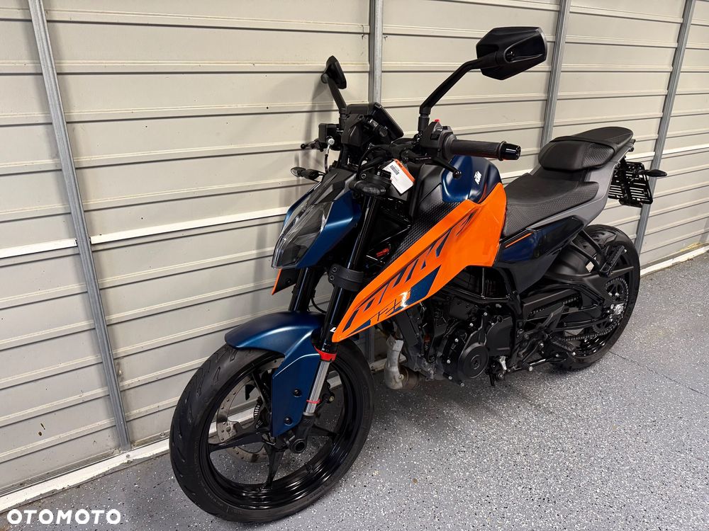 KTM Duke - 17