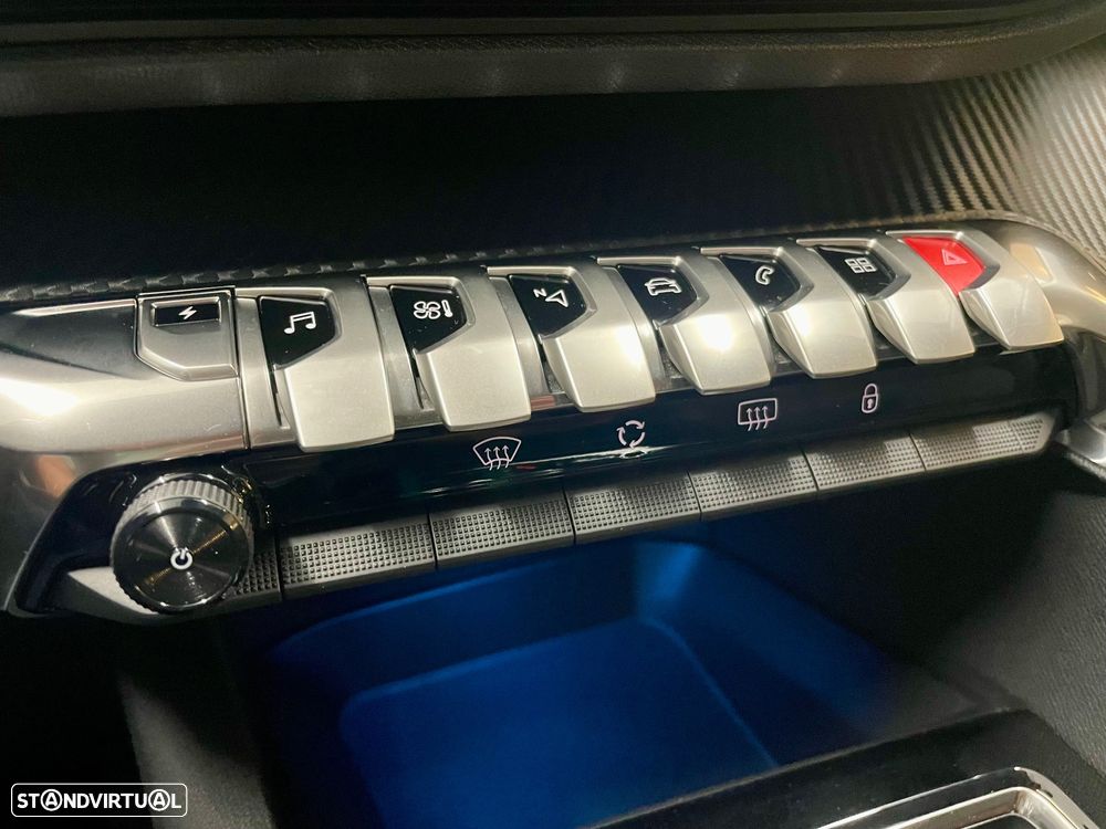 Peugeot 3008 225 e-EAT8 Allure Pack - 24