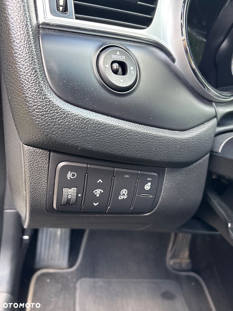 Kia Ceed 1.6 CRDi 136 ISG Dream-Team Edition - 32