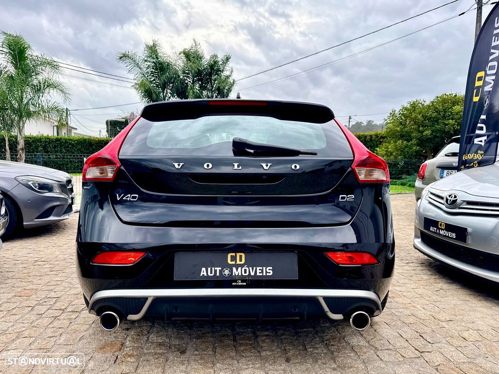 Volvo V40 1.6 D2 R-Design - 3