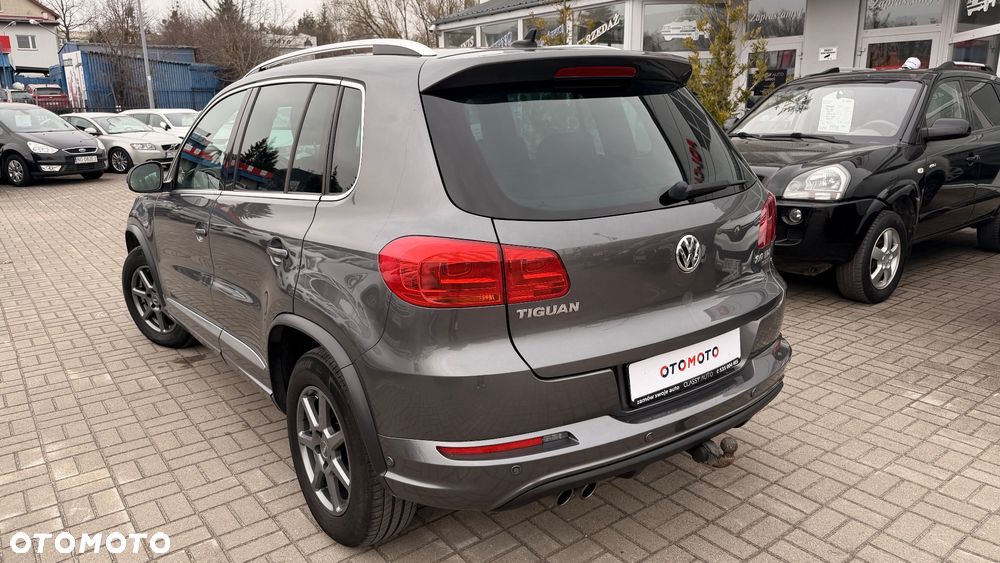 Volkswagen Tiguan 2.0 TDI 4Mot Perfectline R-Style DSG - 4