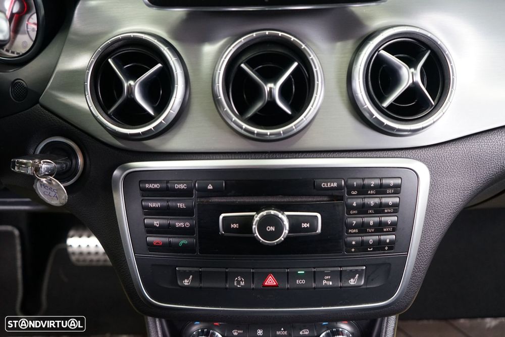 Mercedes-Benz CLA 200 AMG Line Aut. - 31