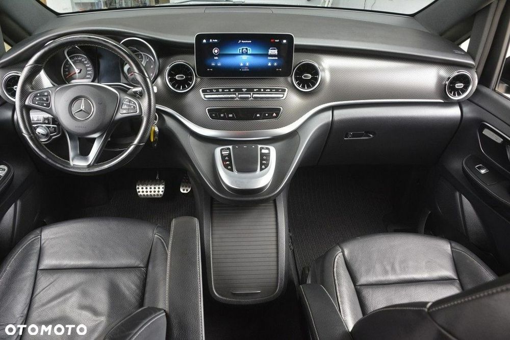 Mercedes-Benz Klasa V 300 d extralang 4Matic 9G-TRONIC Avantgarde - 17