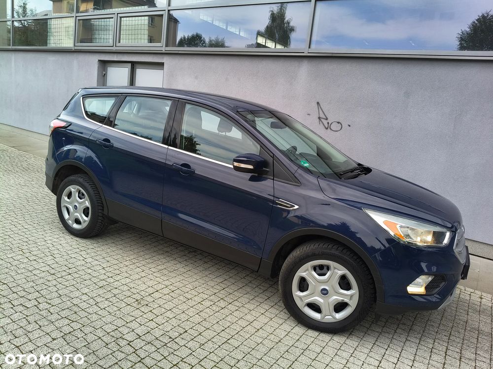 Ford Kuga 1.5 EcoBoost 2x4 Business Edition - 2