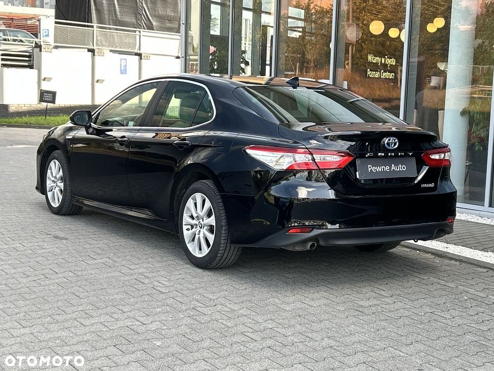 Toyota Camry 2.5 Hybrid Comfort CVT - 3
