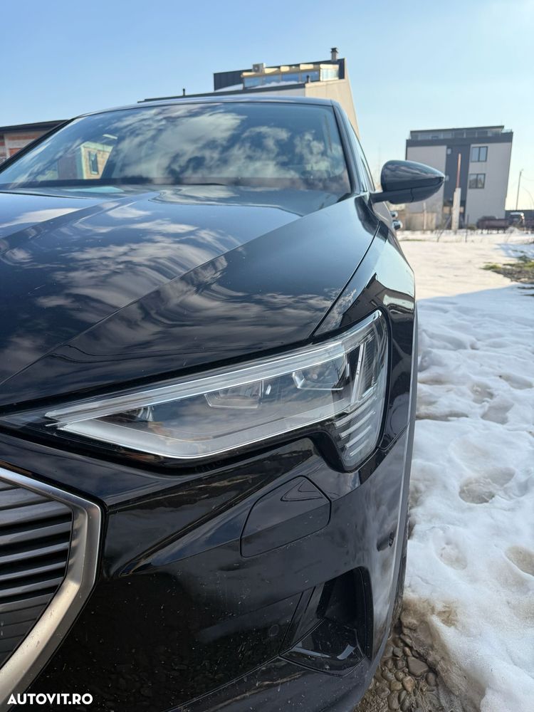 Audi e-tron quattro S - 11