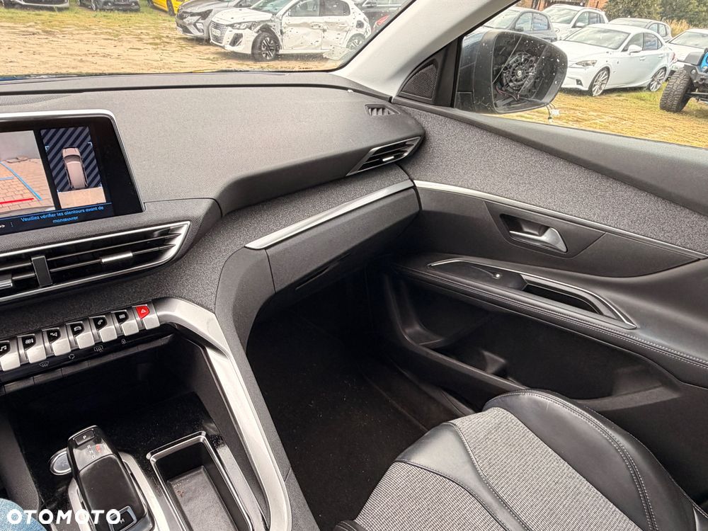 Peugeot 5008 PureTech 130 EAT8 Stop & Start GT - 30