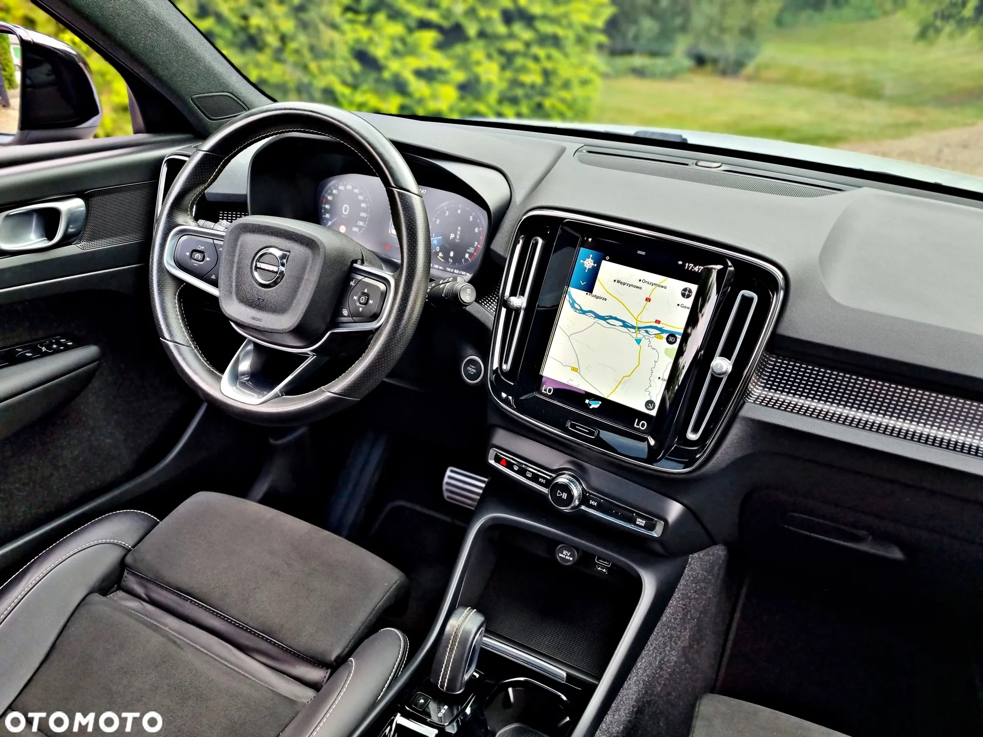 Volvo XC 40 B4 B AWD Geartronic RDesign - 35
