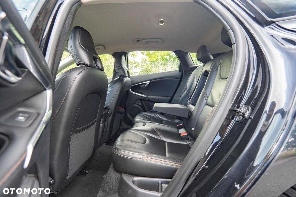 Volvo V40 T4 Powershift Summum - 15