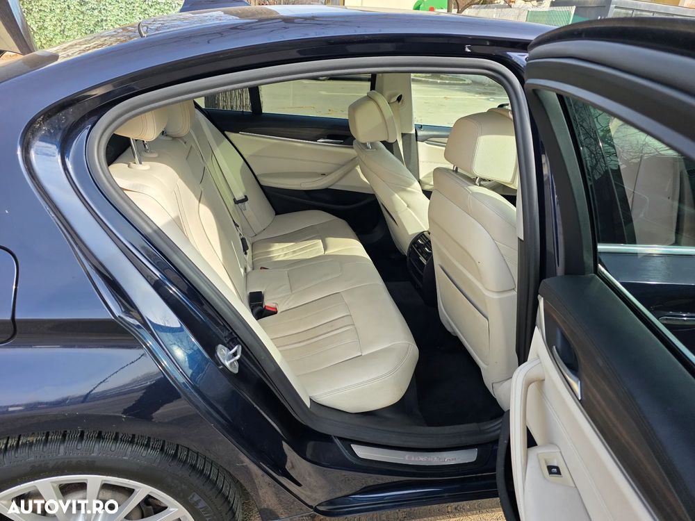 BMW Seria 5 520i Aut. Luxury Line - 6