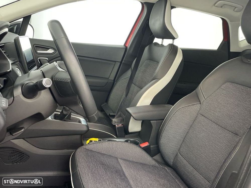 Renault Captur 1.5 dCi Exclusive - 17