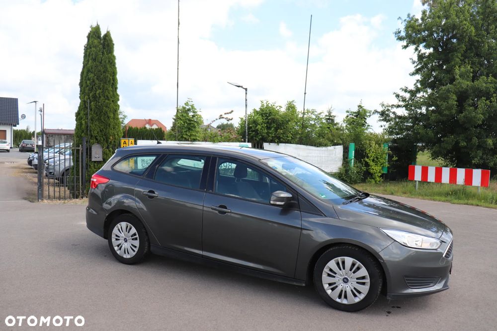 Ford Focus 1.0 EcoBoost 99g Trend - 5