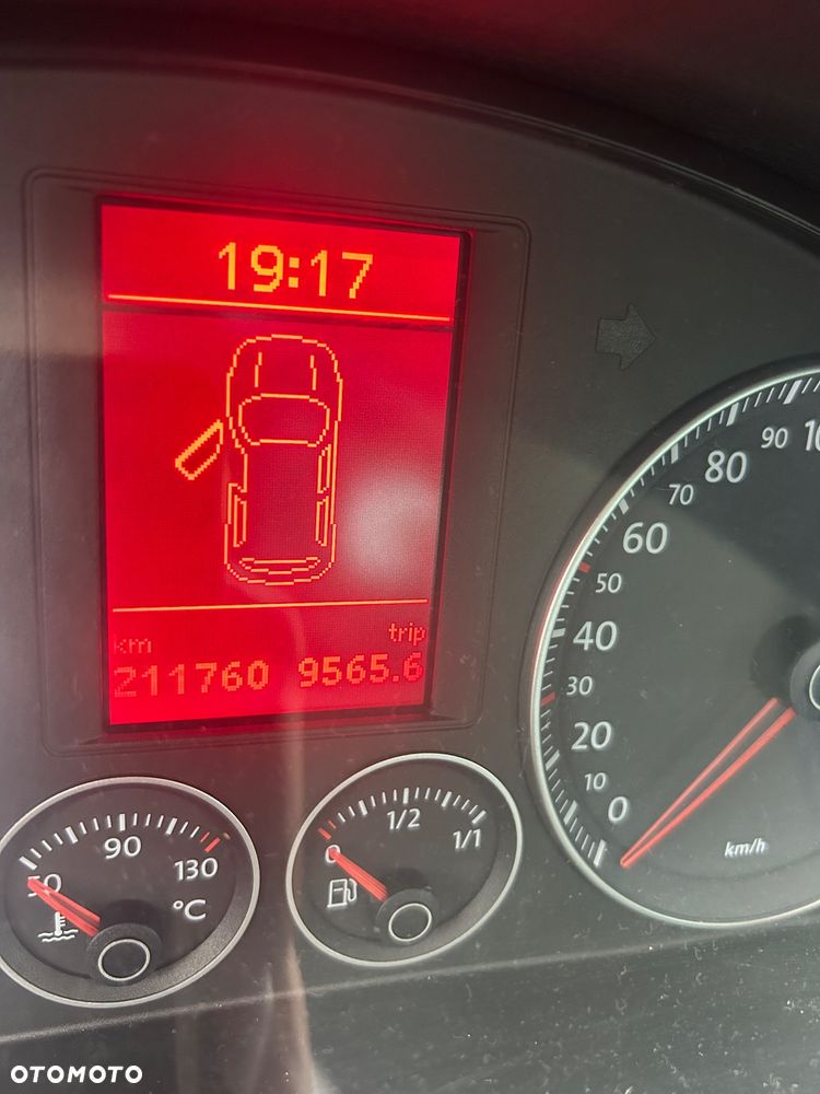 Volkswagen Golf 1.6 United - 13