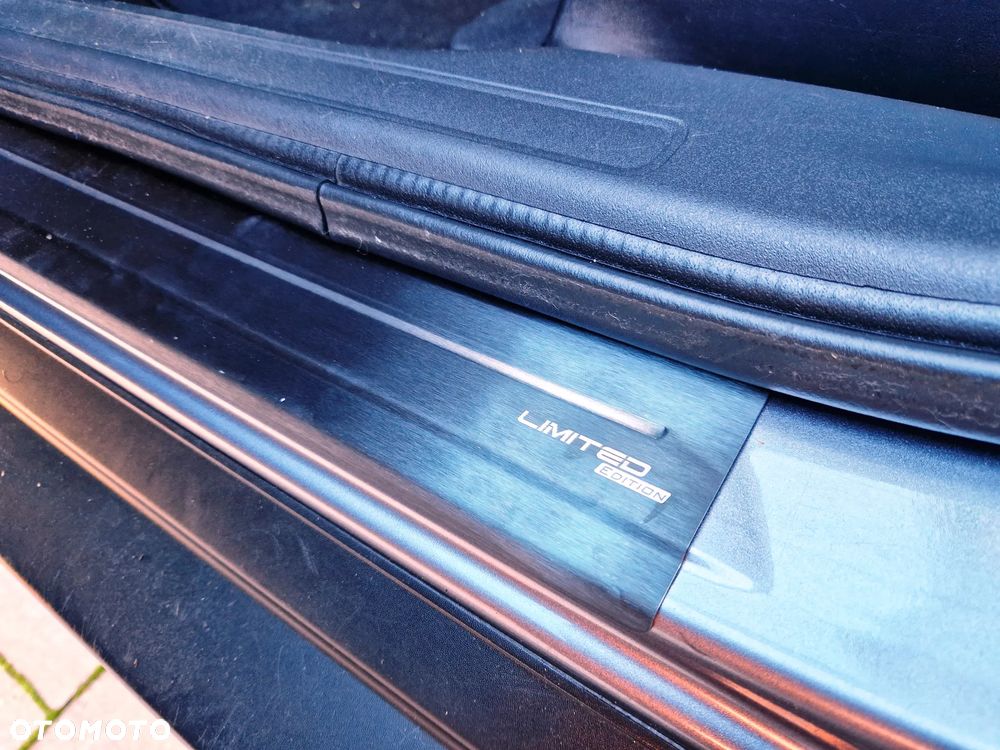 Mitsubishi Outlander - 22