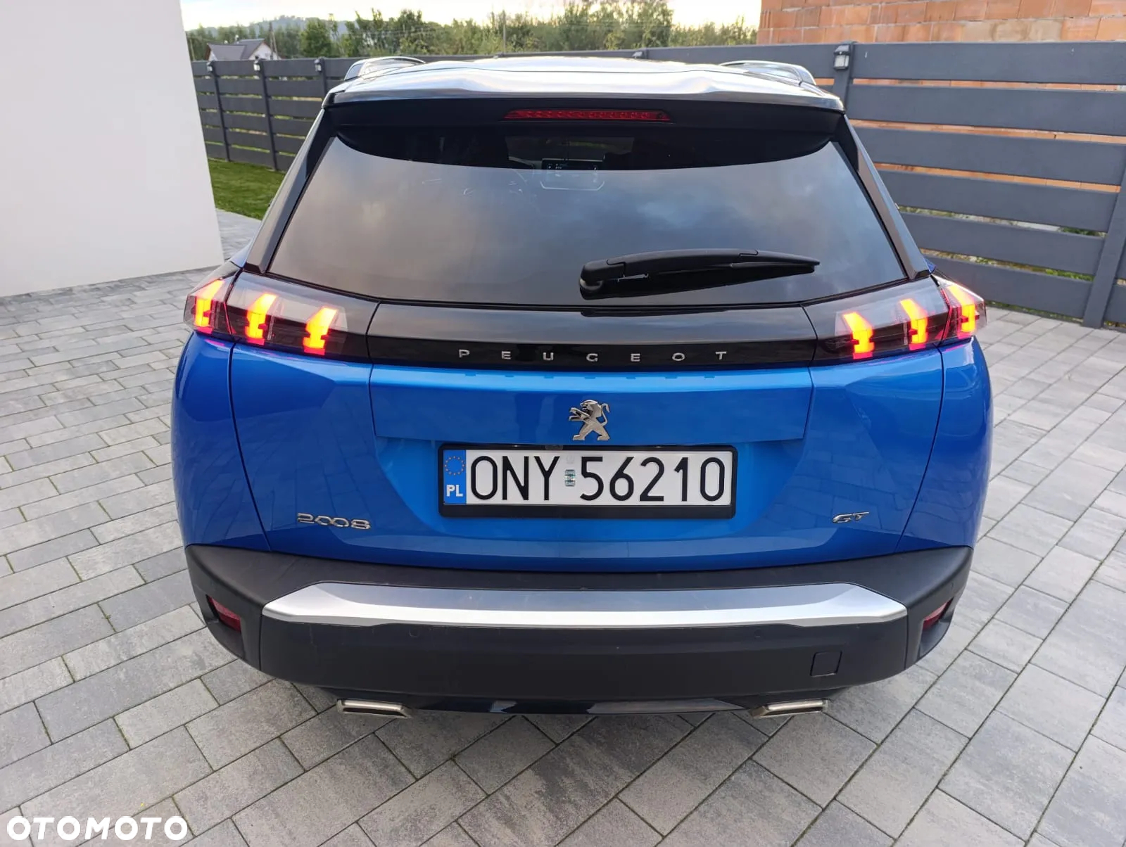 Peugeot 2008 PureTech 155 EAT8 GT Pack - 6
