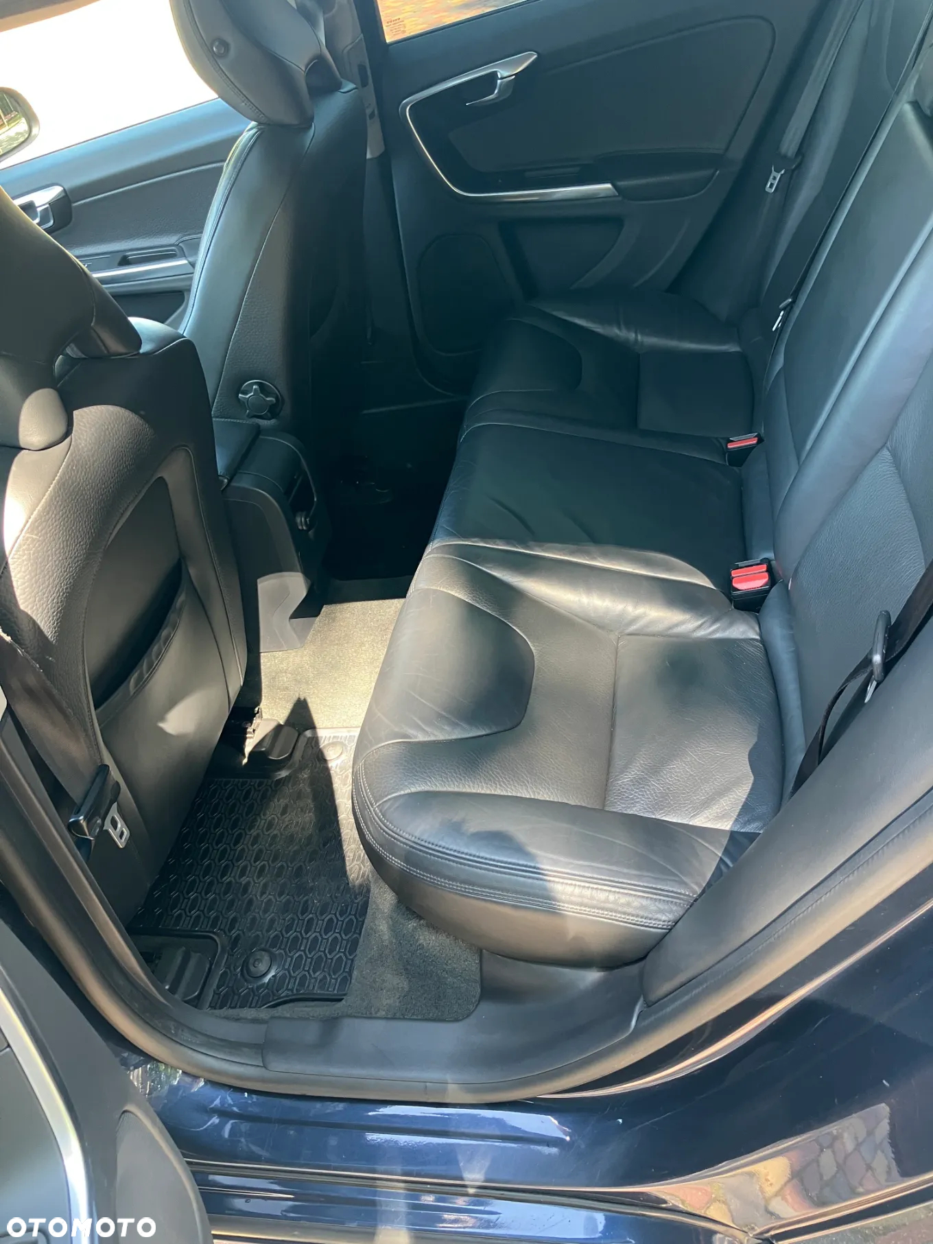 Volvo V60 - 13