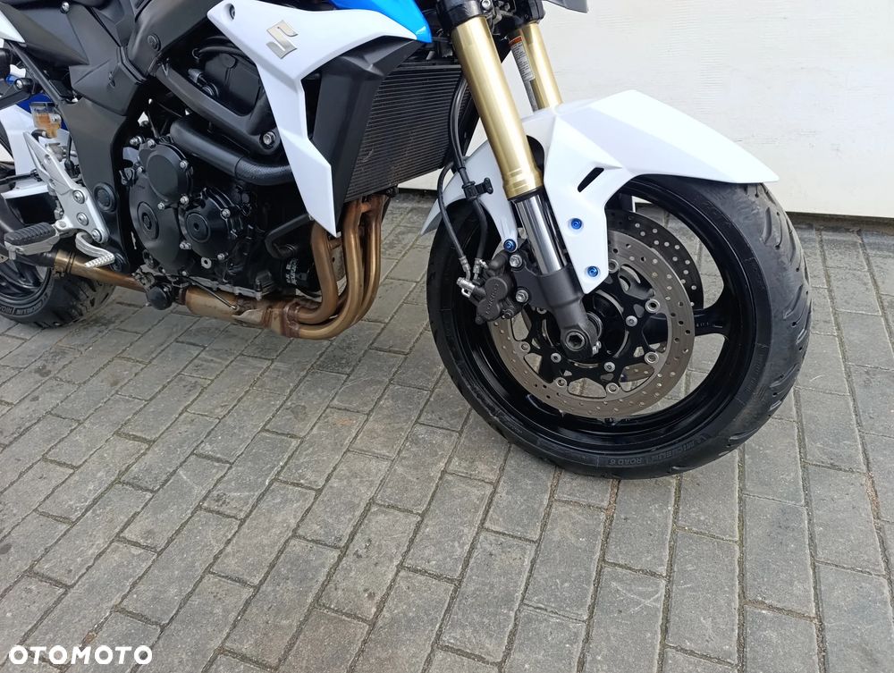 Suzuki GSR - 30