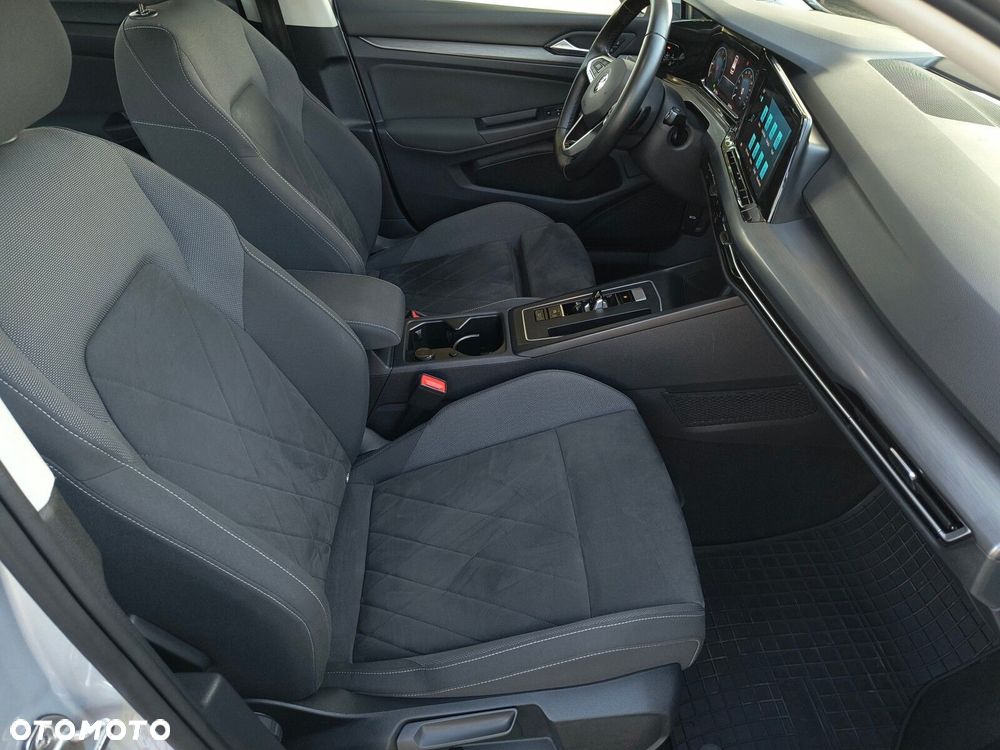 Volkswagen Golf - 16