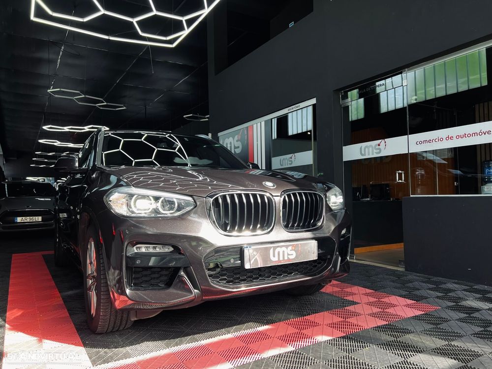 BMW X3 20 d xDrive Pack M - 4