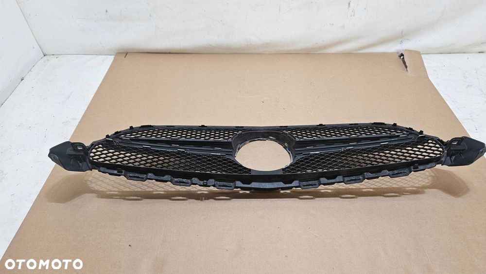 grill atrapa mercedes w205 c-klasa lift c63 amg a2058880223 - 10