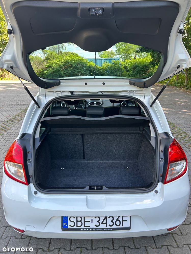 Renault Clio - 9