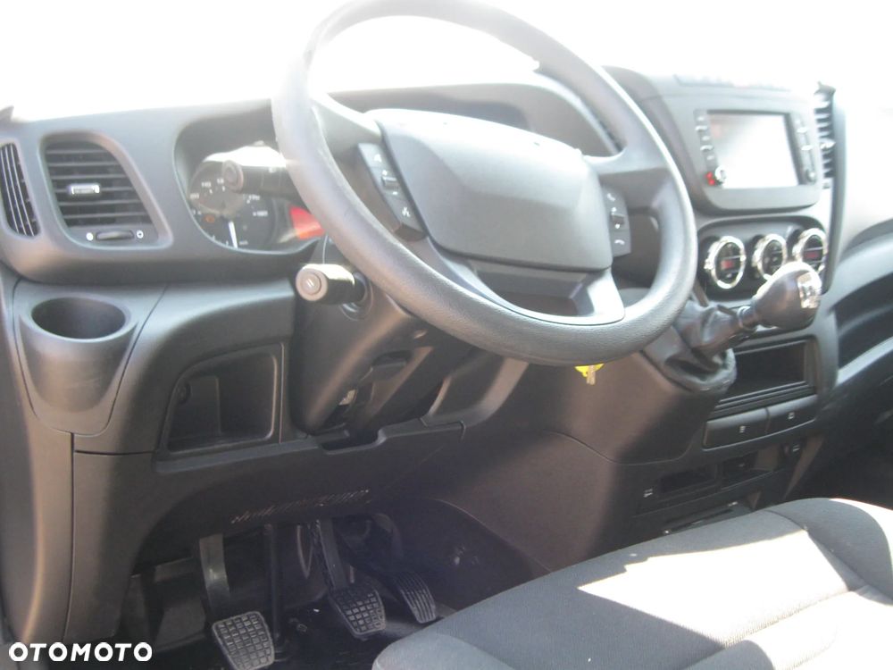 Iveco DAILY 35C. WYWROT 4,30-m. KIPER. KLIMA - 13