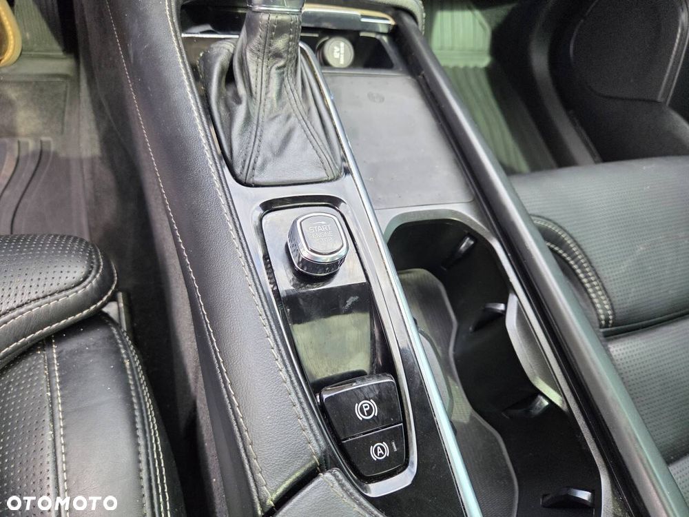 Volvo XC 90 - 15