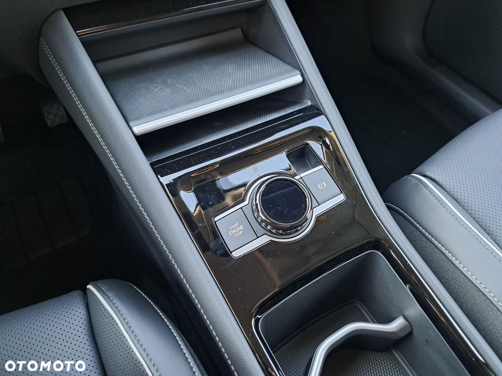 Volkswagen Tiguan - 18