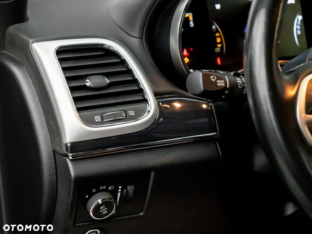 Jeep Grand Cherokee 3.0 CRD Overland - 28