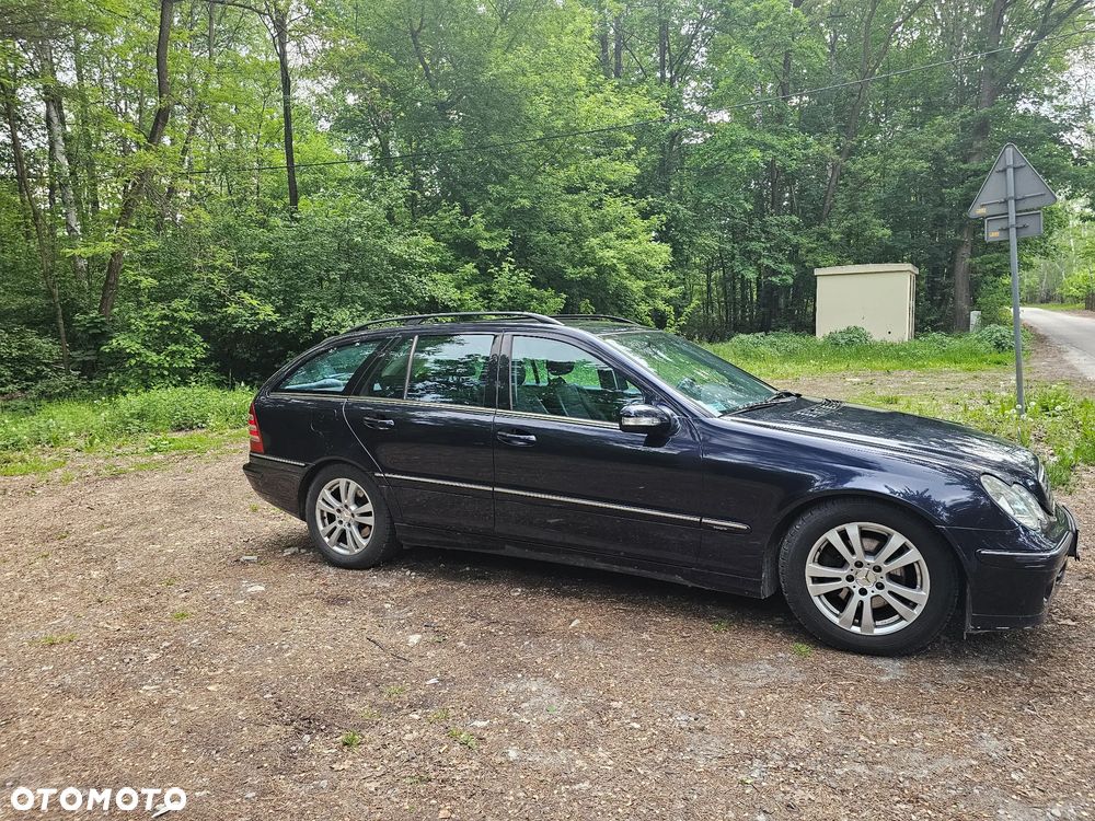 Mercedes-Benz Klasa C 220 CDI Automatik Avantgarde DPF - 4
