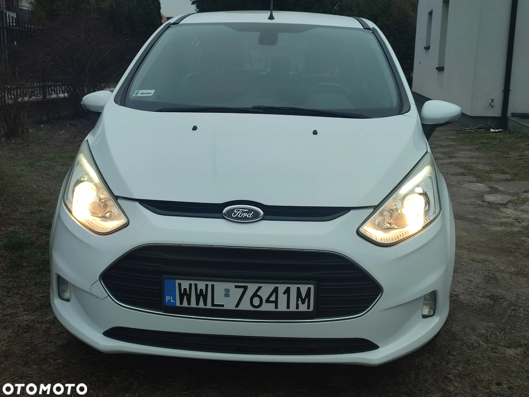 Ford B-MAX 1.0 EcoBoost Titanium ASS EU6 - 18
