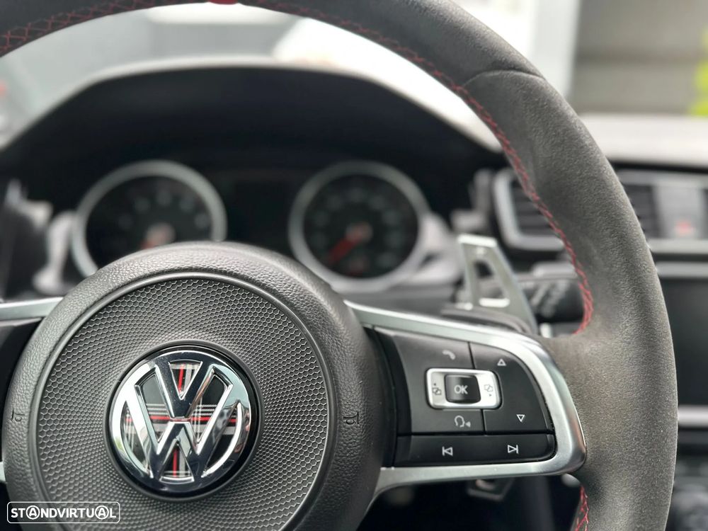 VW Golf GTI Clubsport DSG - 22