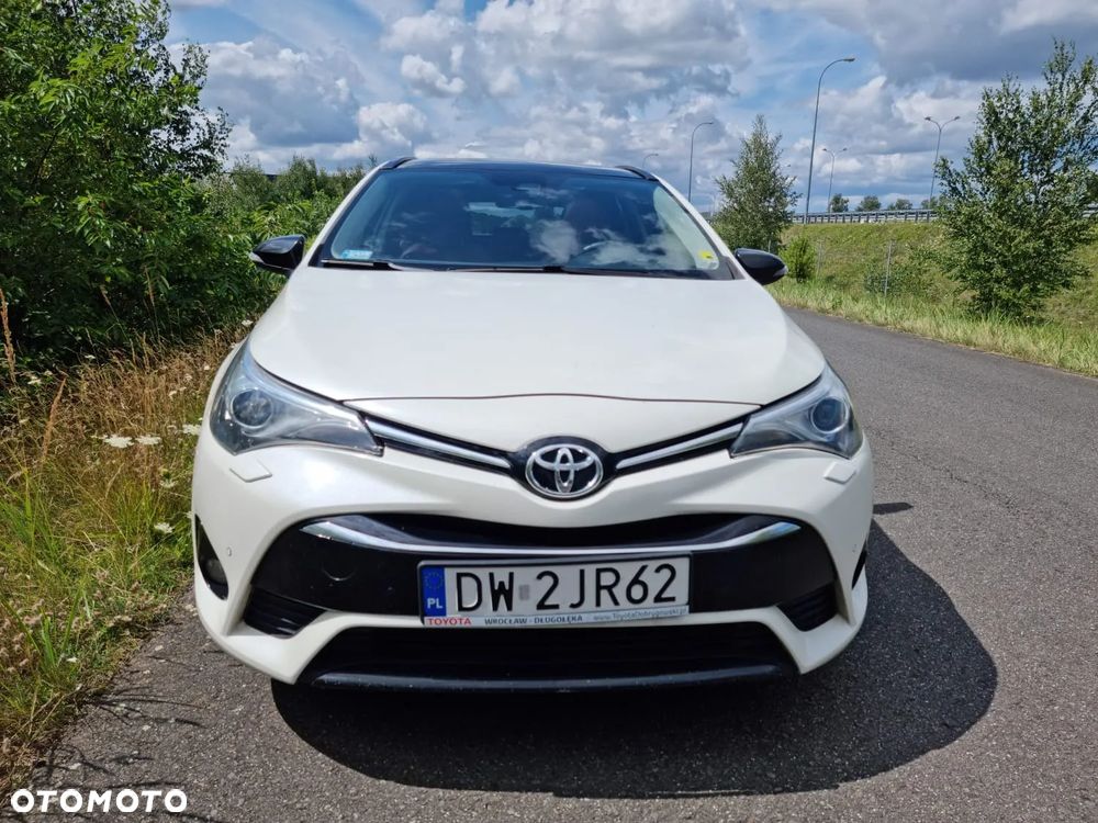 Toyota Avensis 1.8 Selection MS - 7