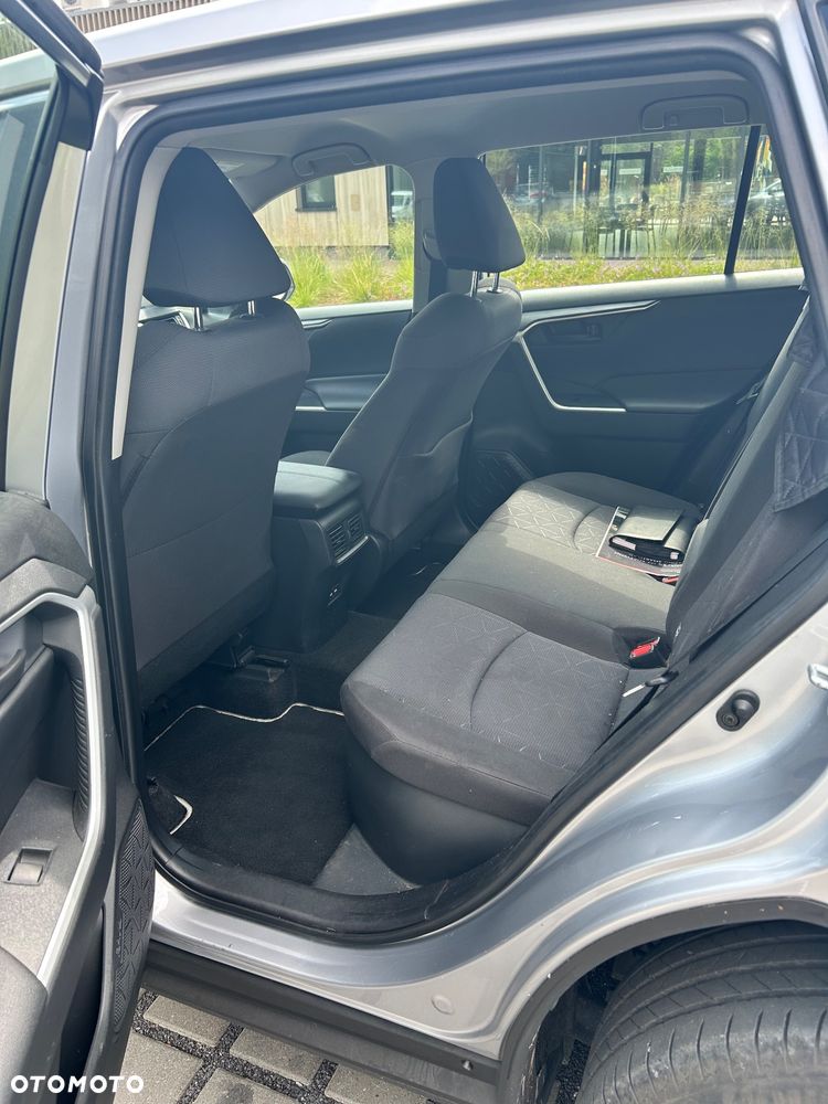 Toyota RAV4 2.5 Hybrid Active 4x2 - 8