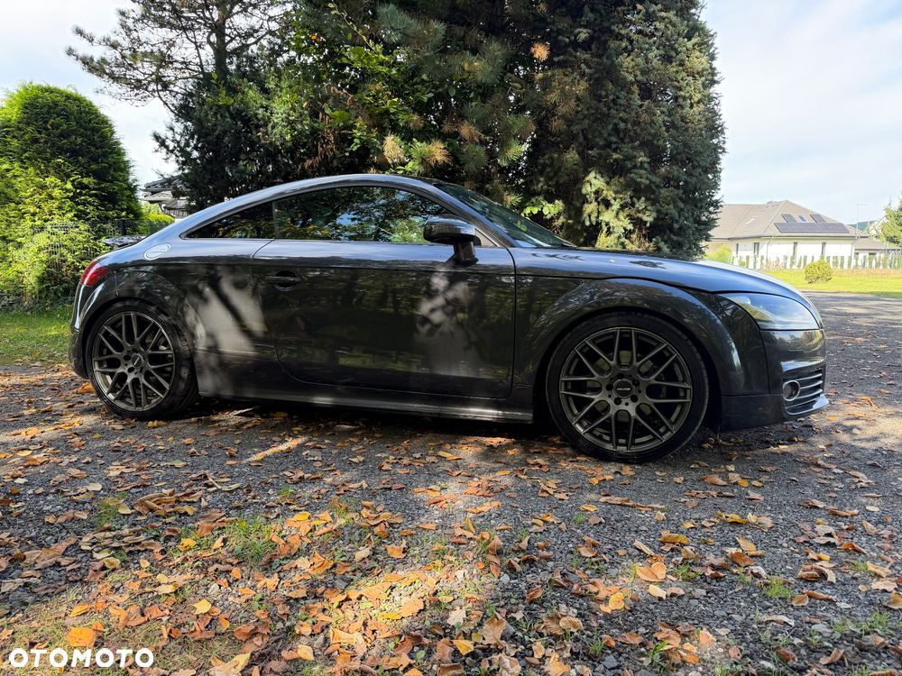 Audi TT Coupé - 2