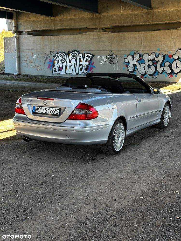 Mercedes-Benz CLK - 4