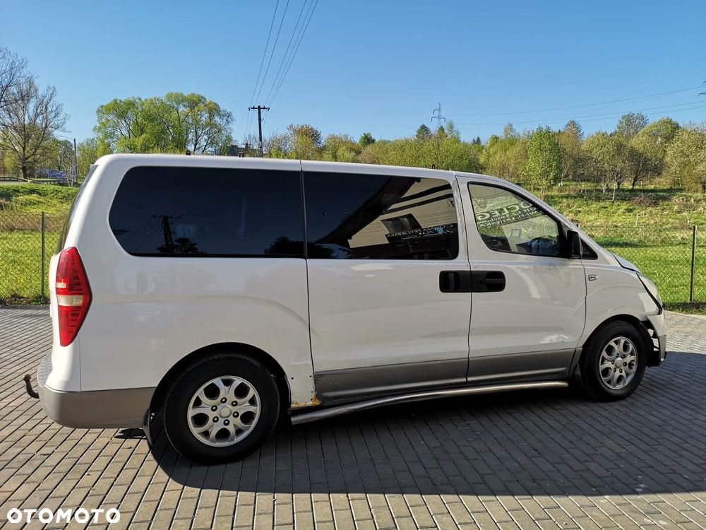 Hyundai H-1 2.5 CRDi Premium - 23