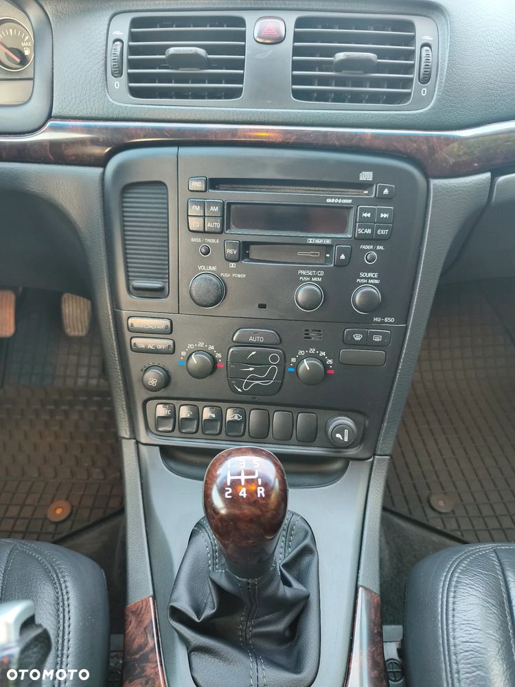 Volvo S80 2.4D Momentum - 24