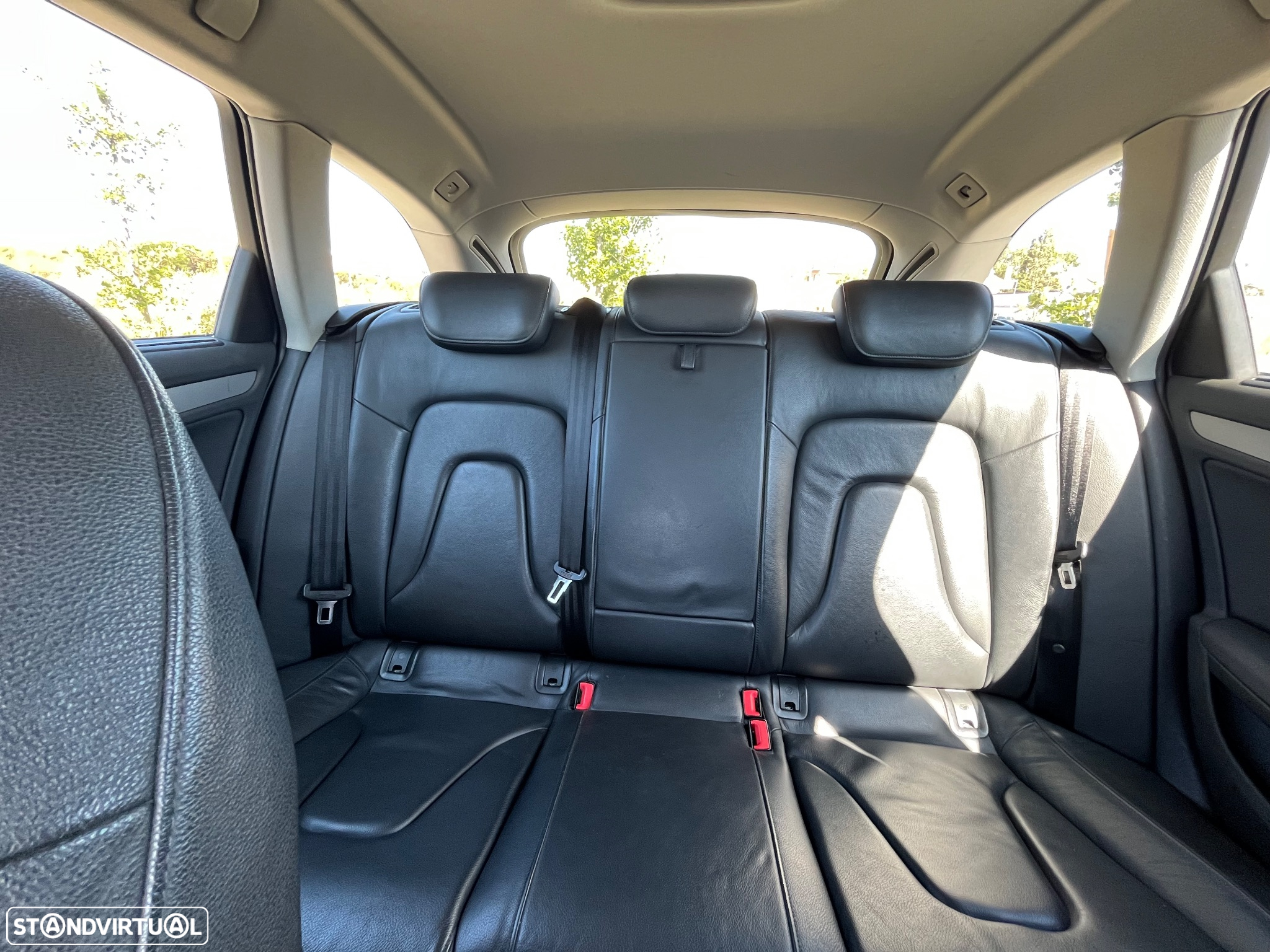Audi A4 Avant 2.0 TDI Business Line Advance - 11