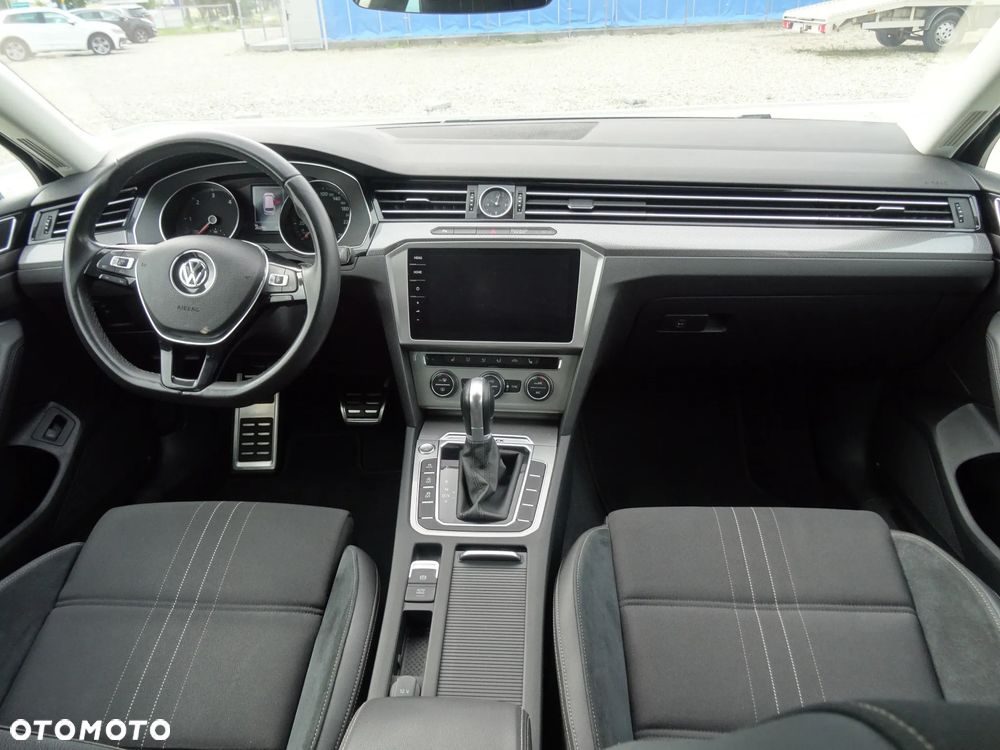 Volkswagen Passat Alltrack 2.0 TDI SCR 4Motion DSG (BMT) - 11