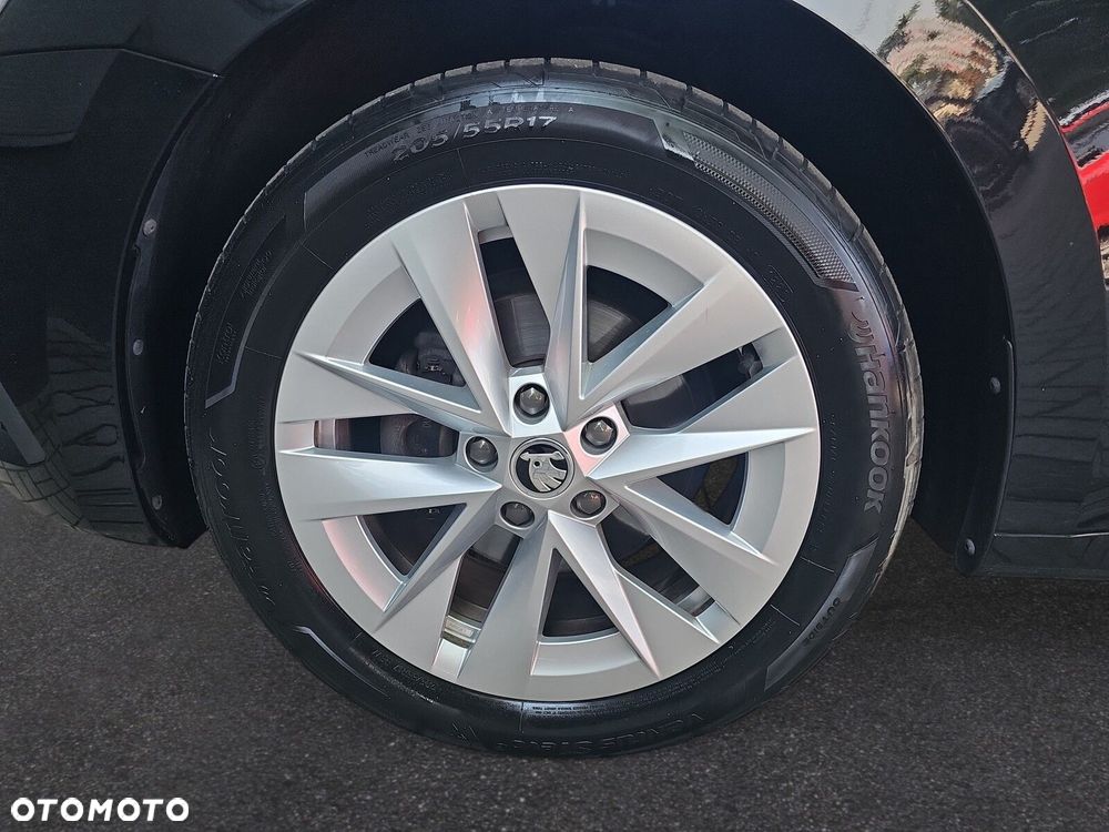 Skoda Octavia 2.0 TDI Style DSG - 25