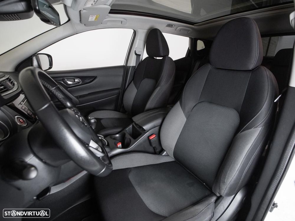 Nissan Qashqai 1.5 dCi N-Connecta - 8