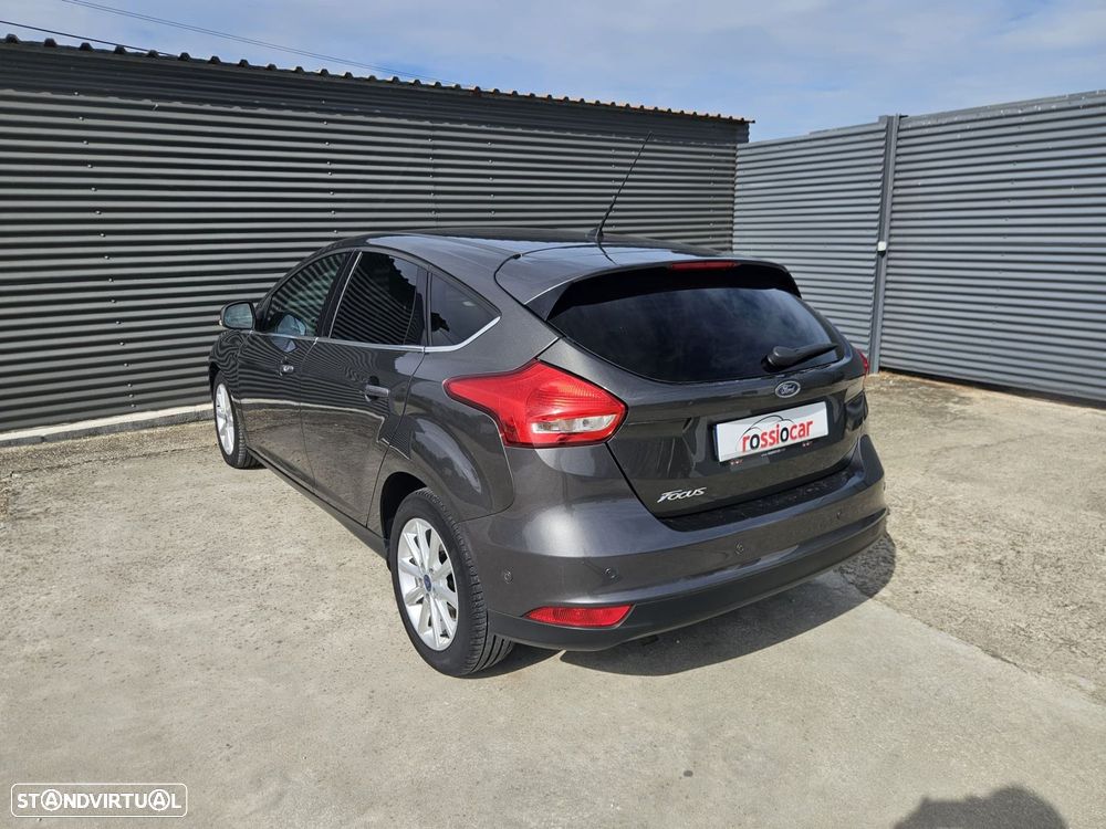 Ford Focus 1.5 TDCi EcoBlue Titanium - 13