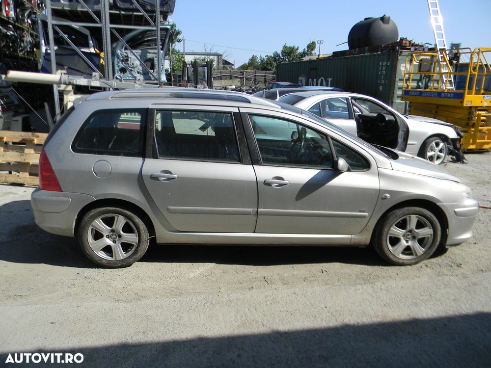 Dezmembrari  Peugeot 307  2000  > 0000 1.6 HDi 110 Motorina - 6