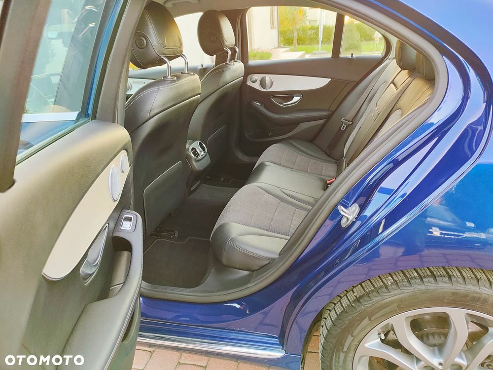 Mercedes-Benz Klasa C 180 (BlueTEC) d 7G-TRONIC - 17